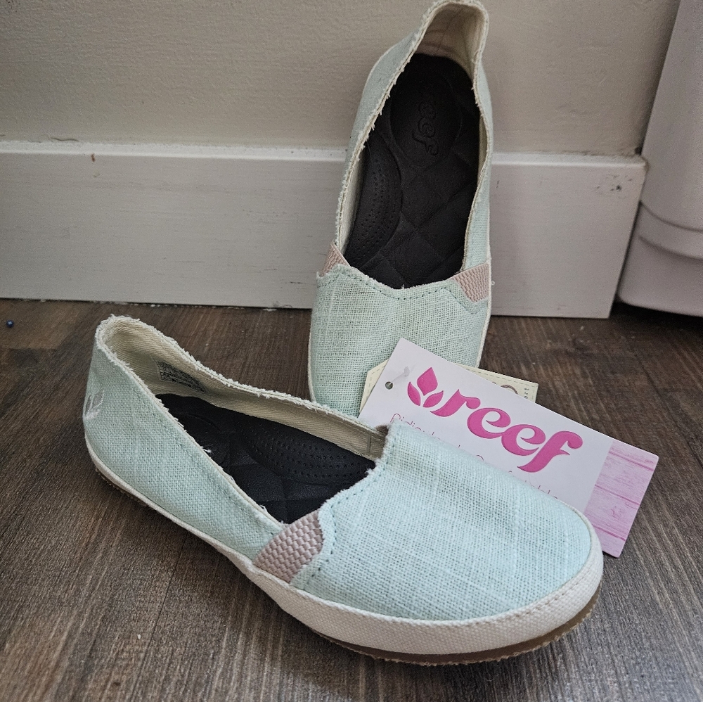 Reef girls shoes size 13 mint green Bella Costas slip on